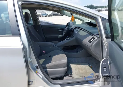 2011 Toyota Prius Three from USA, damaged, VIN JTDKN3DU8B1426654